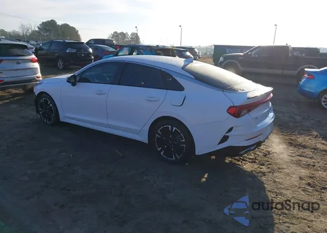 2022 Kia K5 Gt-Line z USA, uszkodzony, nr VIN 5XXG64J22NG143087